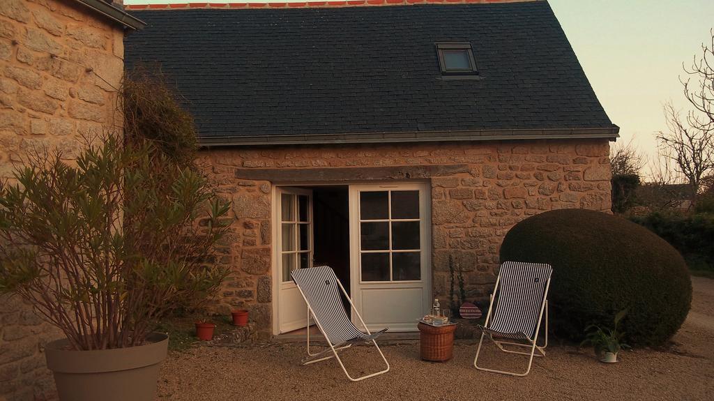 La Ferme De Poulpeye Hotel Loctudy Buitenkant foto